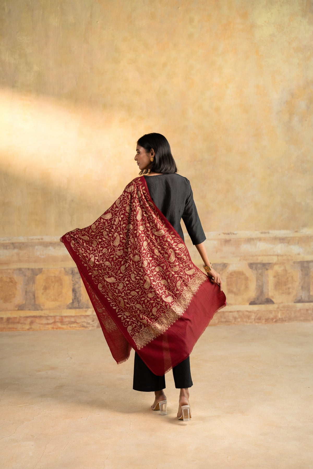 Zari Paisley Jaal Embroidered Stole
