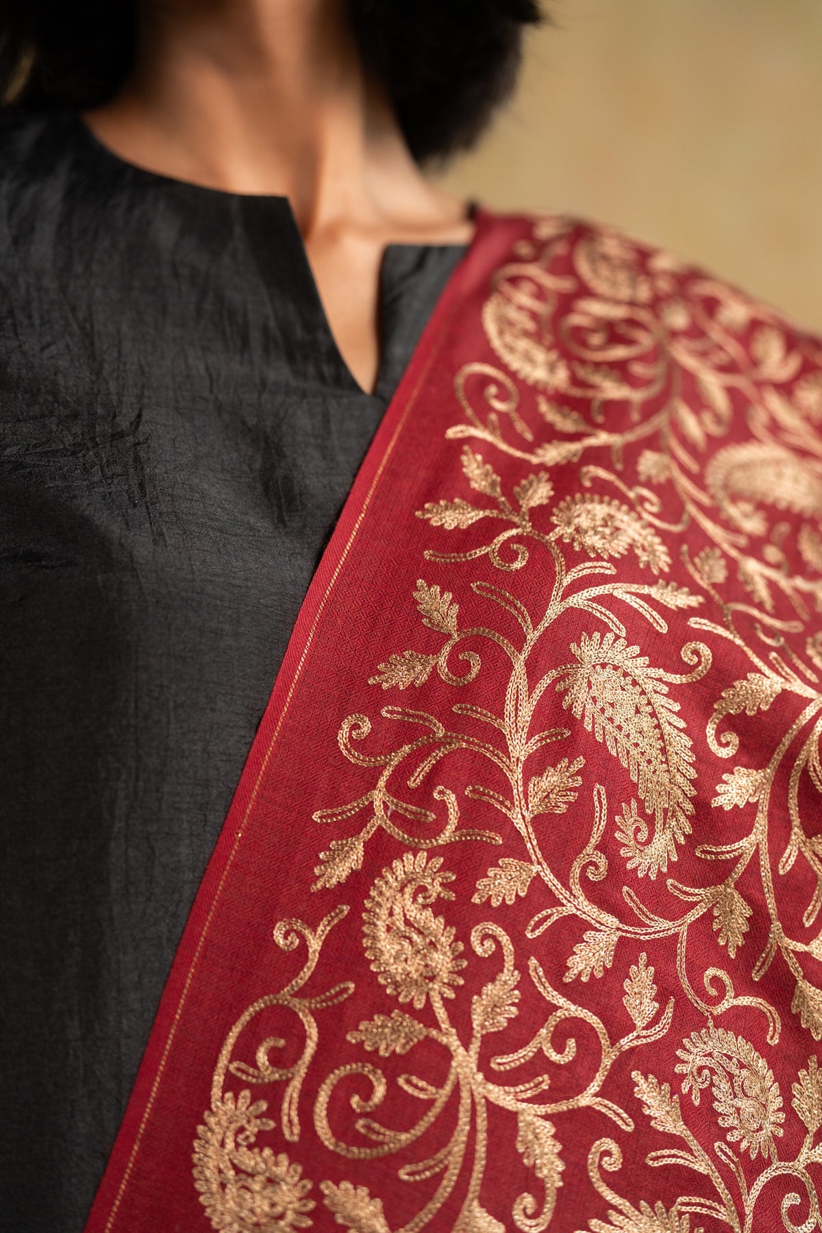 Zari Paisley Jaal Embroidered Stole
