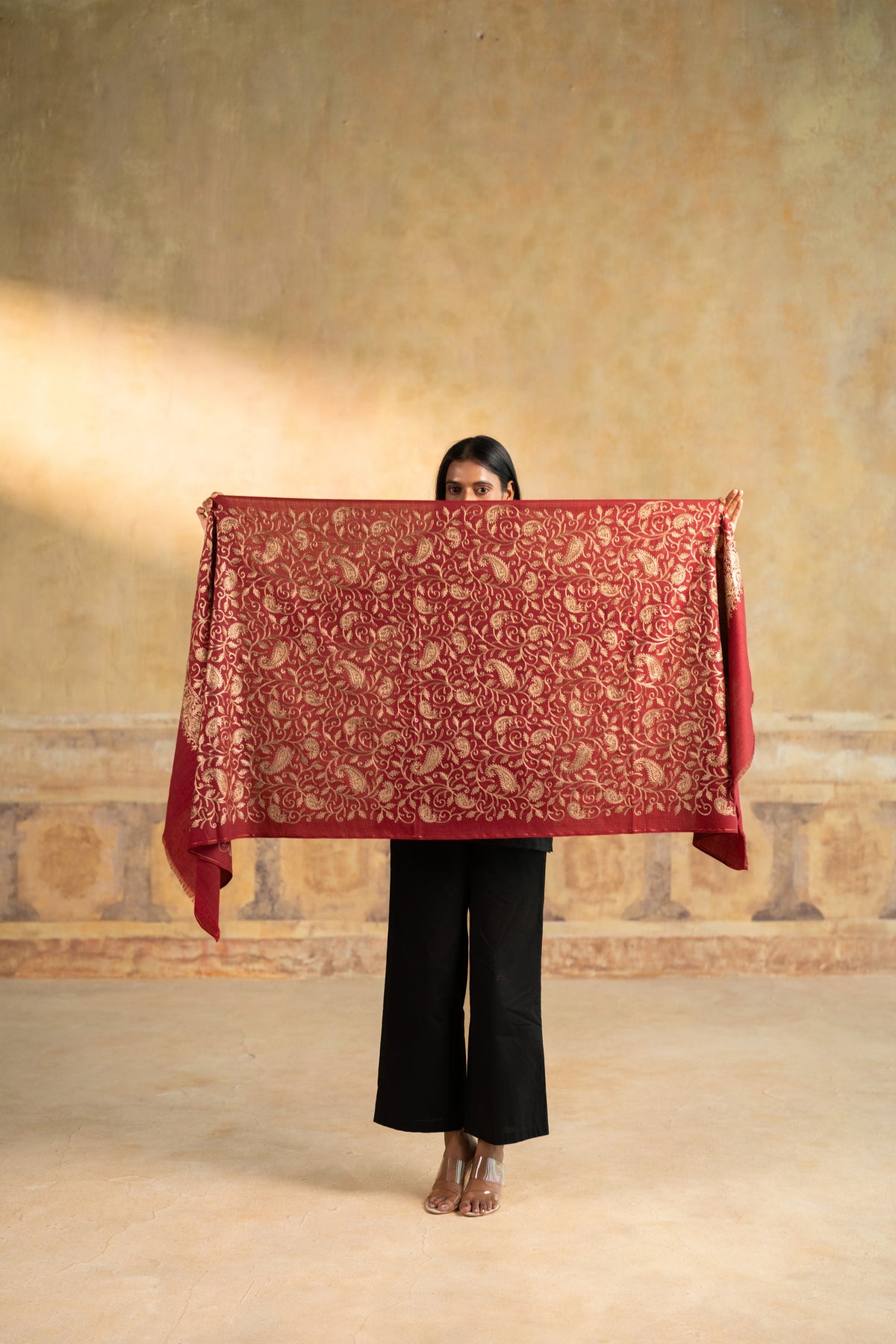 Zari Paisley Jaal Embroidered Stole