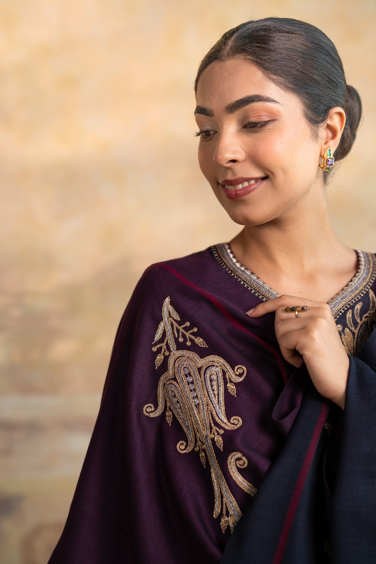 Bed Neck Embroidered Suit