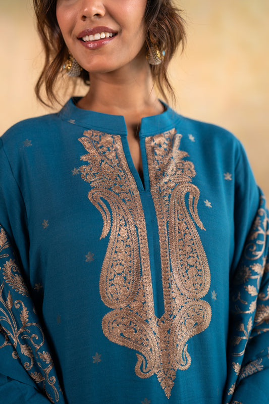 Zari Neckline Embroidered Suit
