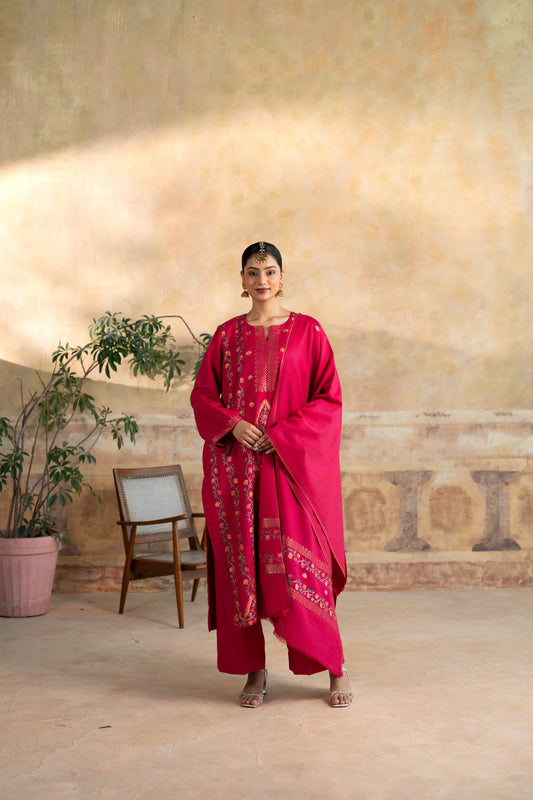 Kashmiri Lining Embroided Suit